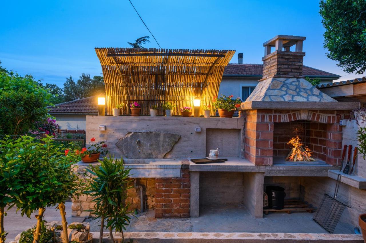 Rustic Istrian House Varesco Krnica Exteriör bild