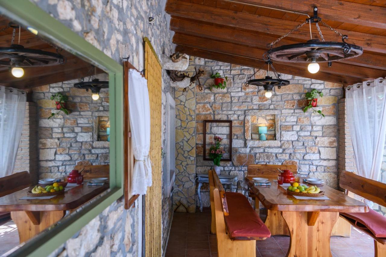 Rustic Istrian House Varesco Krnica Exteriör bild